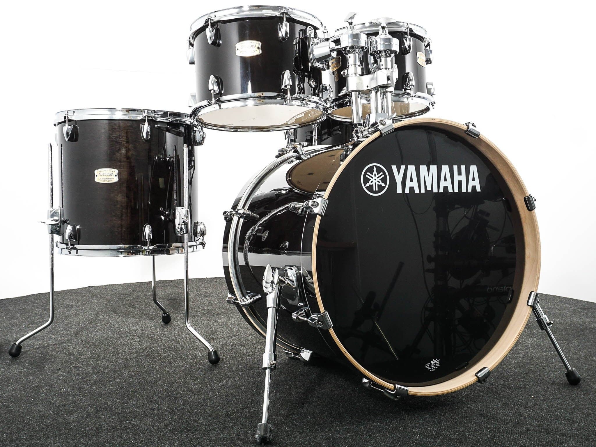 Yamaha Advantage Stage Custom Drum Kit with Hardware 